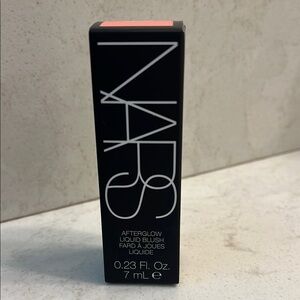 💖 NARS Afterglow Liquid Blush - Orgasm